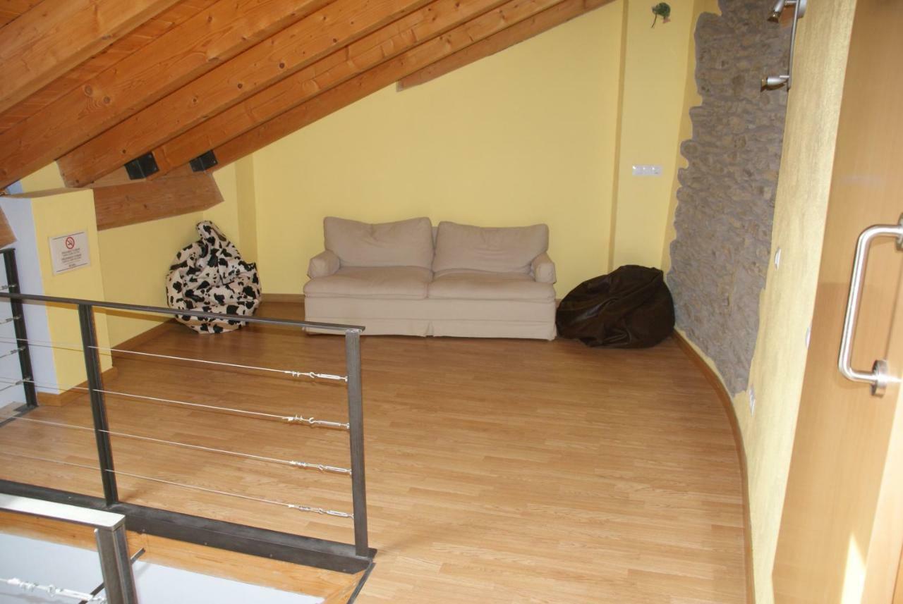 Refugi Casa Canelo Rodes Dış mekan fotoğraf