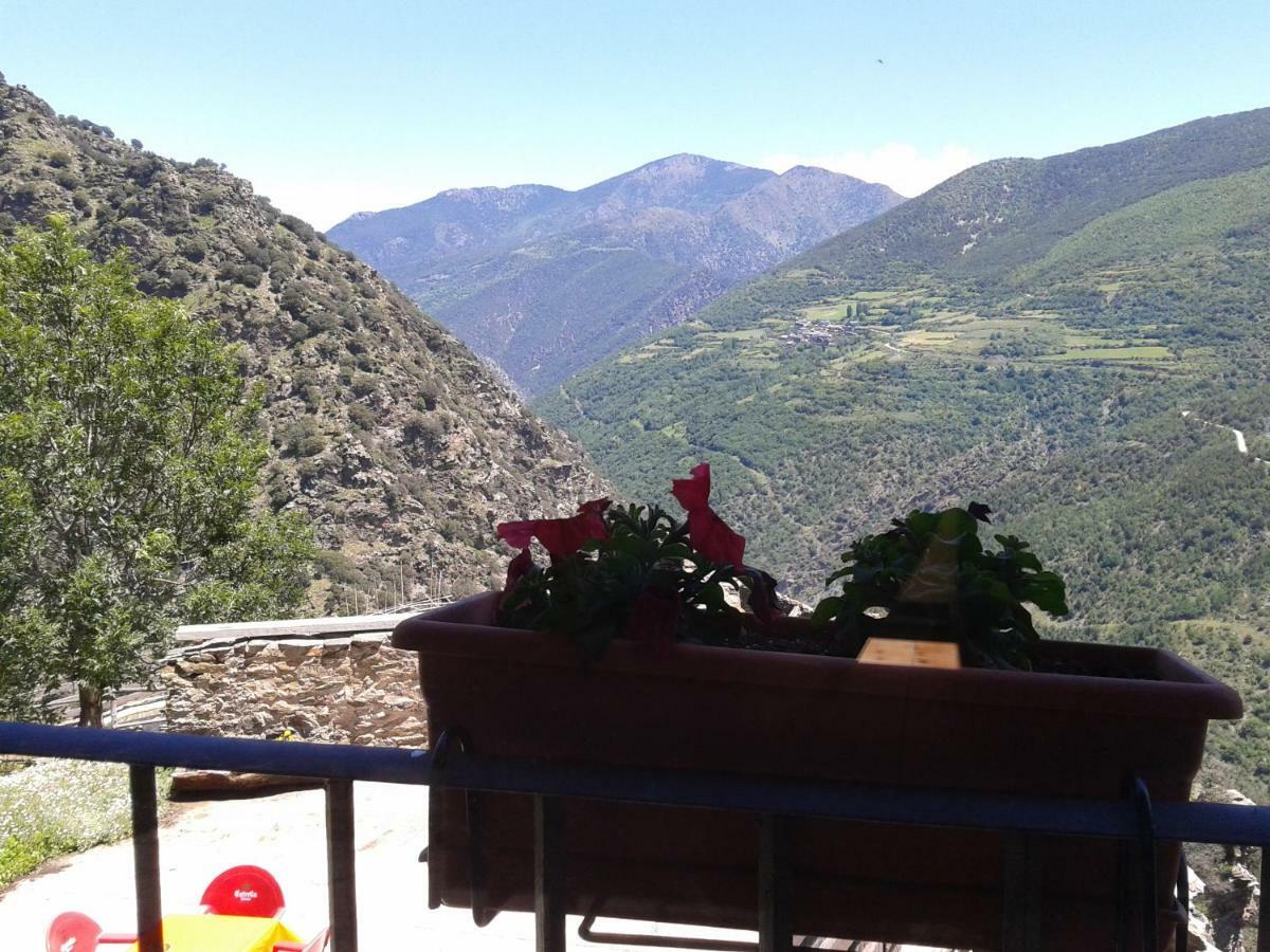 Refugi Casa Canelo Rodes Dış mekan fotoğraf